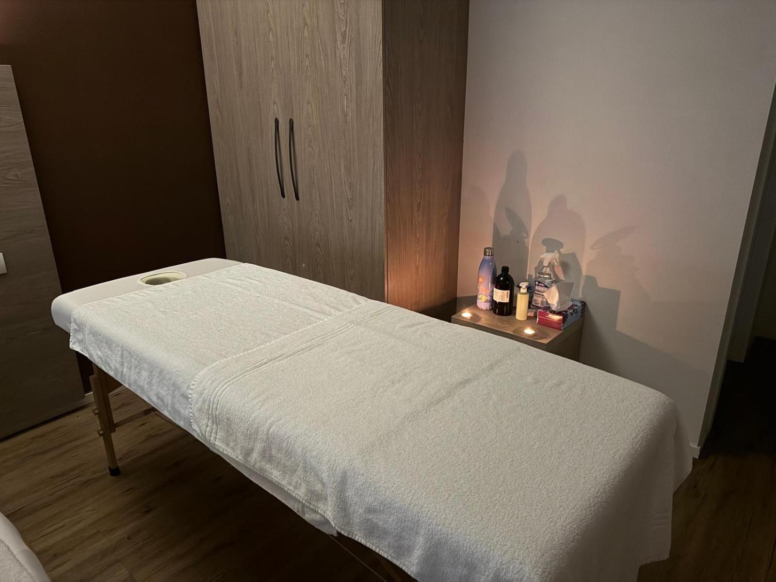 Borgoleoni 18 - Room And Breakfast 페라라 외부 사진