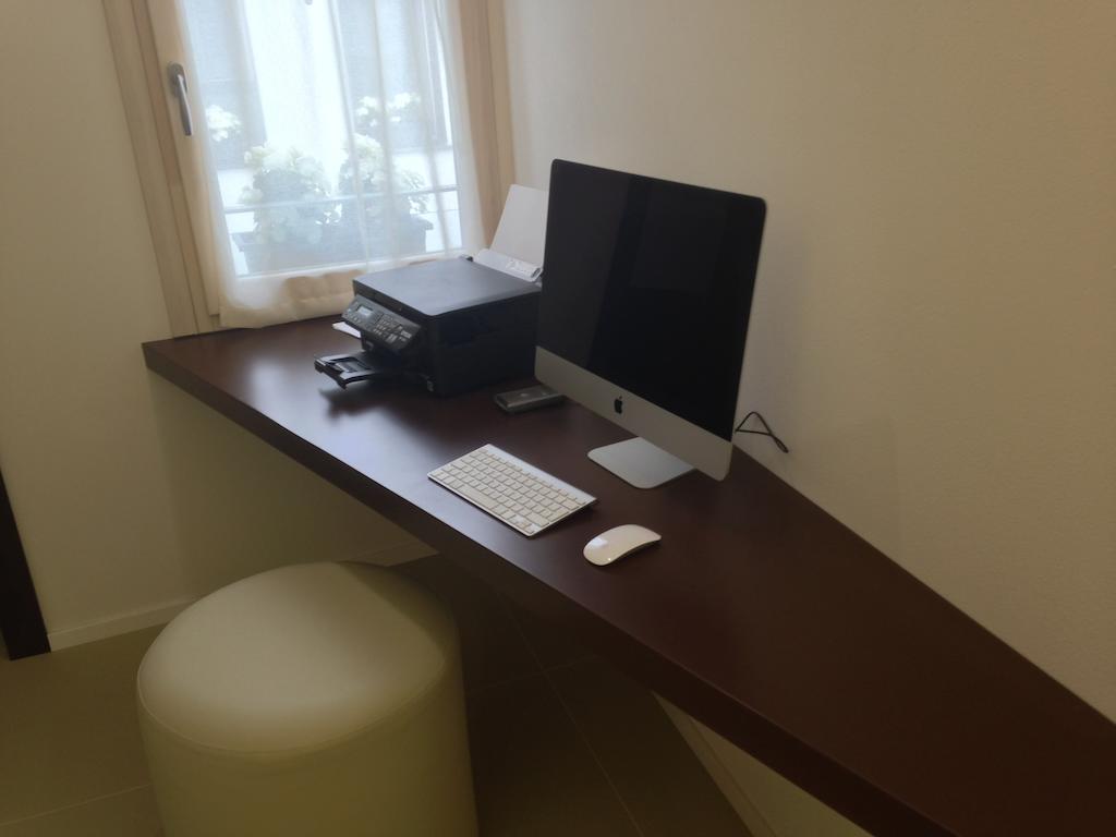Borgoleoni 18 - Room And Breakfast 페라라 외부 사진