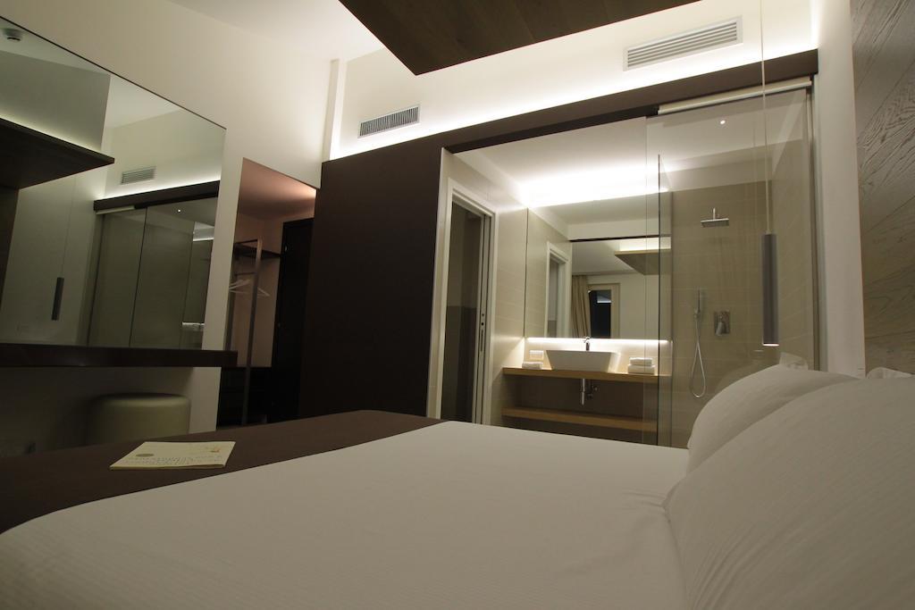 Borgoleoni 18 - Room And Breakfast 페라라 외부 사진